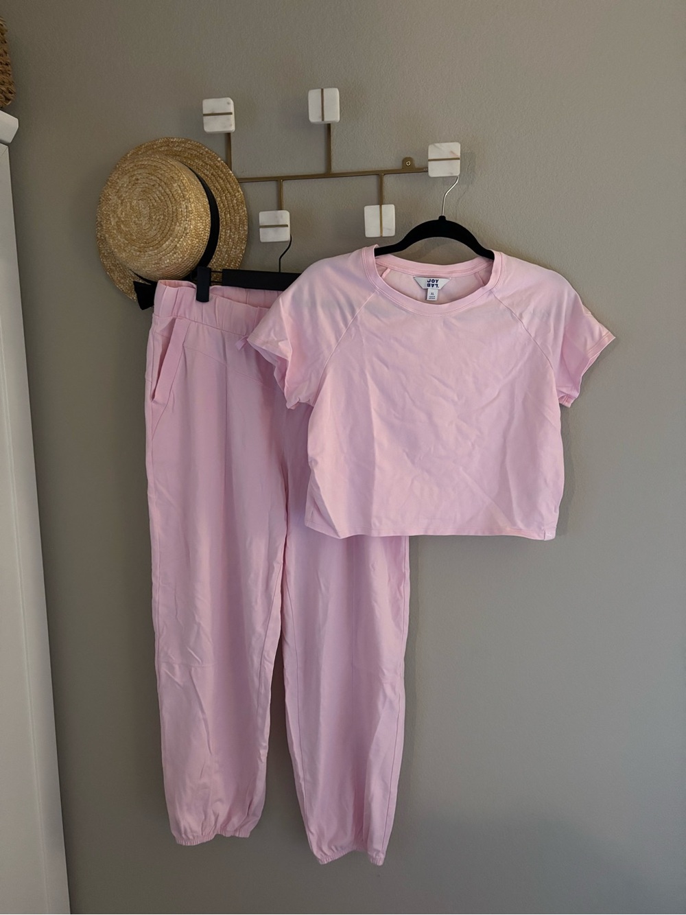 JoyLab Baby pink jogger and top set L/XL